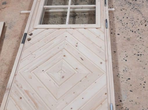 paneli-ovi-salmiakki